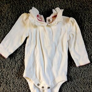 Boden Onesie w/Peter Pan Lace Collar